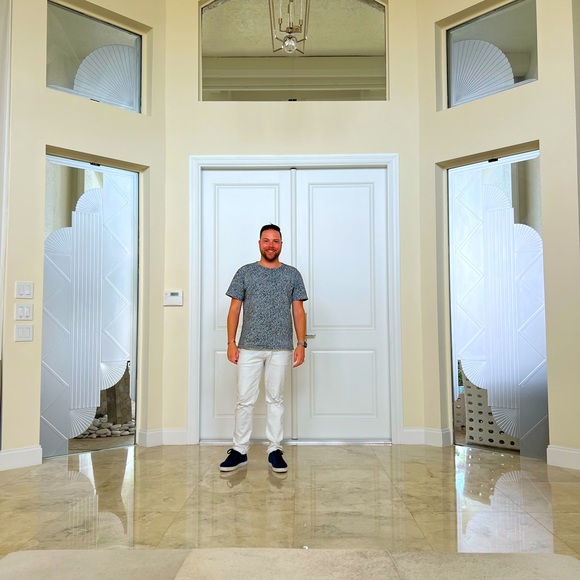 Meet your Posher, Perry - Picture 4 of 5